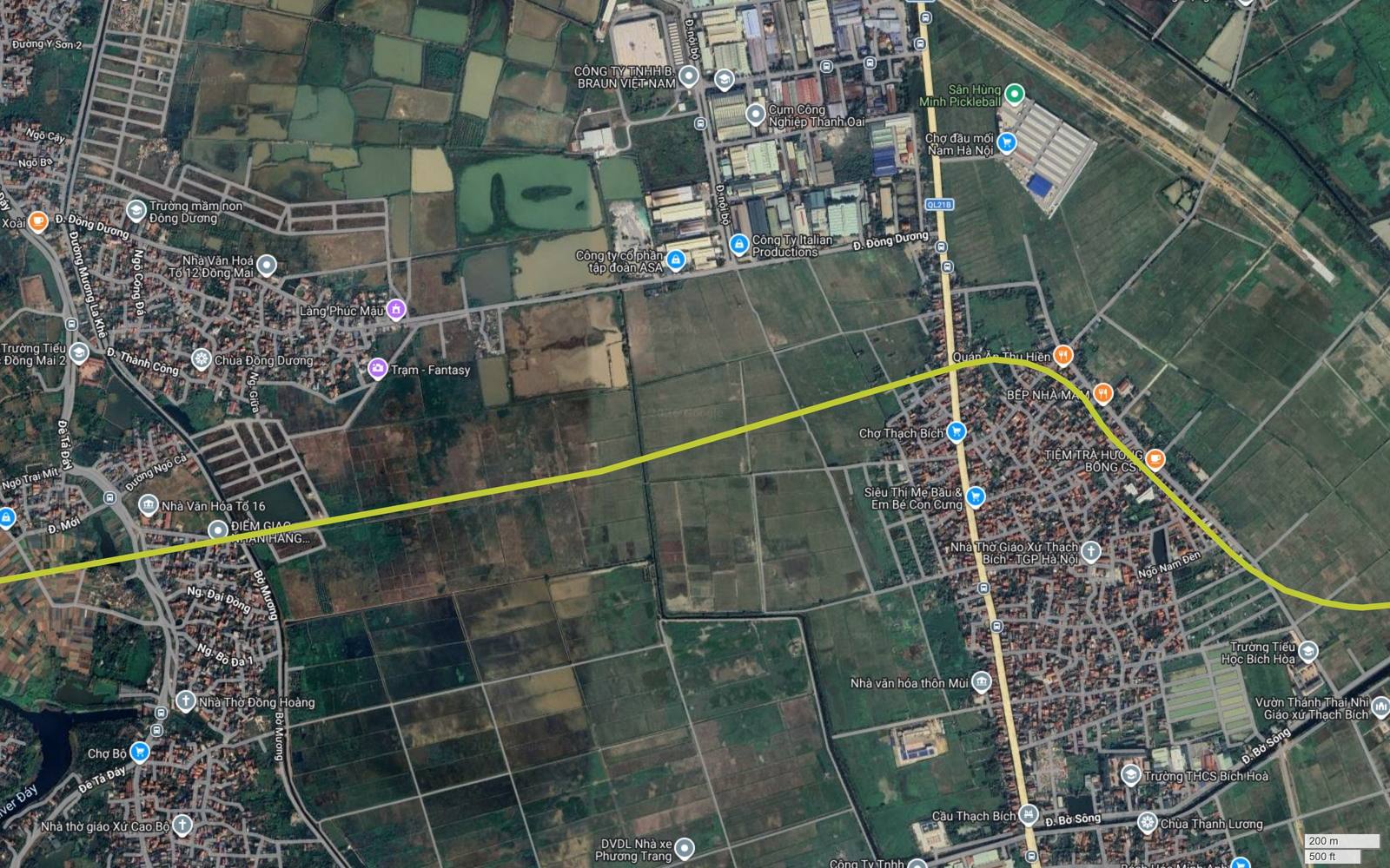 Ảnh vệ tinh khung 21 tuyến metro số 13 cắt Quốc lộ 21B tại Thạch Bích, chợ đầu mối Nam Hà Nội và cụm công nghiệp Thanh Oai nằm phía trên