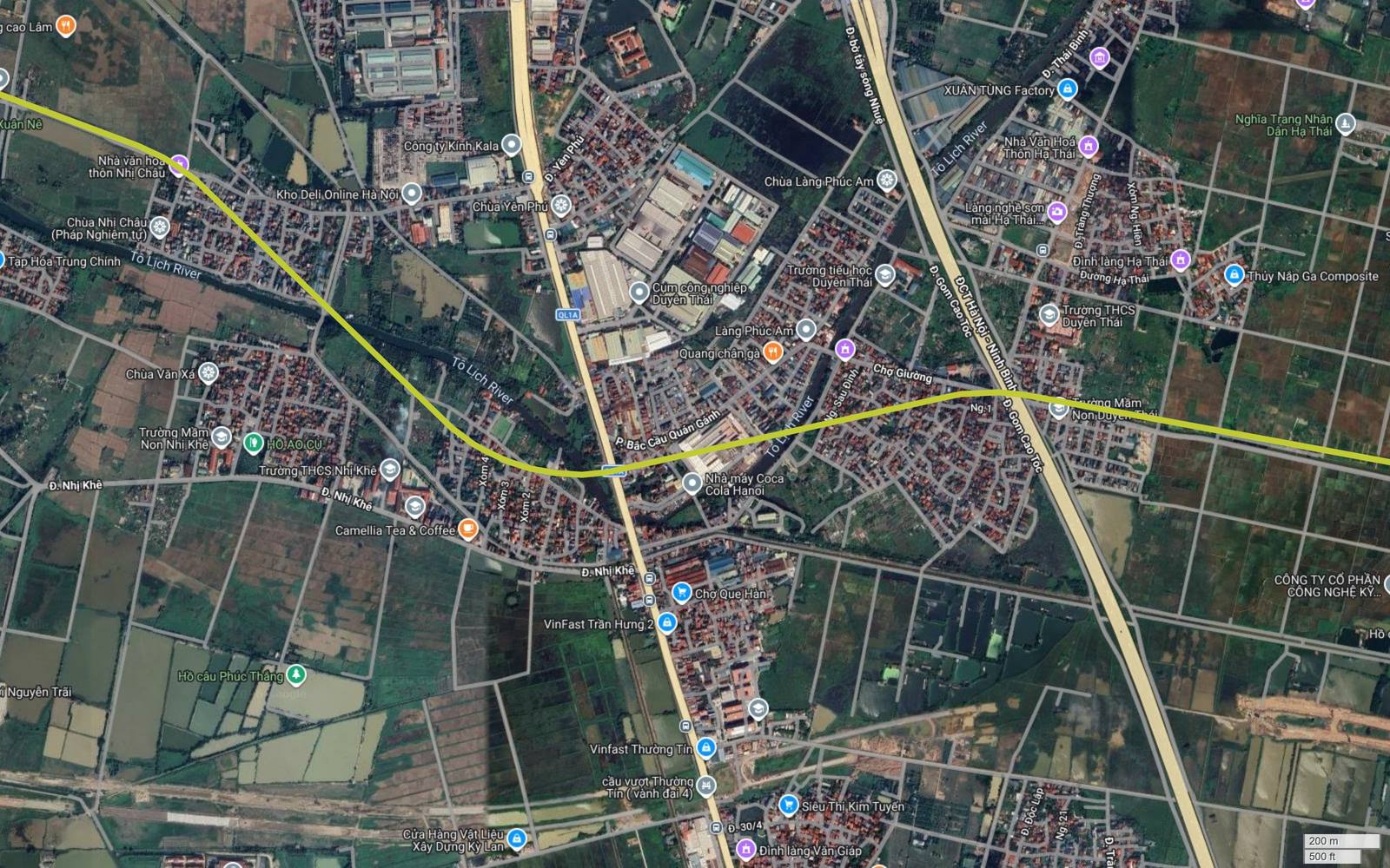 Ảnh vệ tinh khung 29 tuyến metro số 13 cắt cao tốc Hà Nội Ninh Bình và hai đường gom tại Duyên Thái, làng nghề sơn mài Hạ Thái nằm bên phải